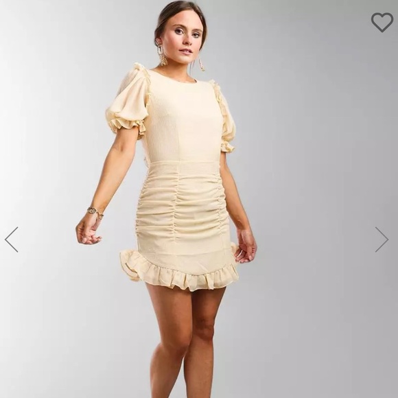 Buckle Dresses & Skirts - Buckle cream puff sleeve smocked dress size small